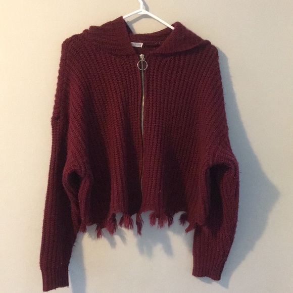 ROMWE Sweaters - Romwe M crop top sweater knit. Burgundy
